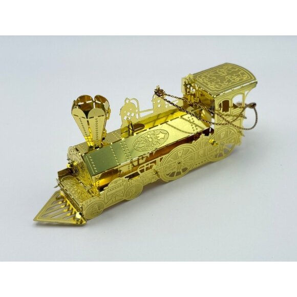 Vintage Train Christmas Ornament Gold Tone Locomotive Filagree Railfan - Picture 6 of 8